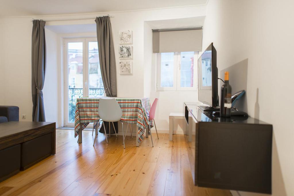 Apartamento Mártires da Pátria Lisboa Exterior foto